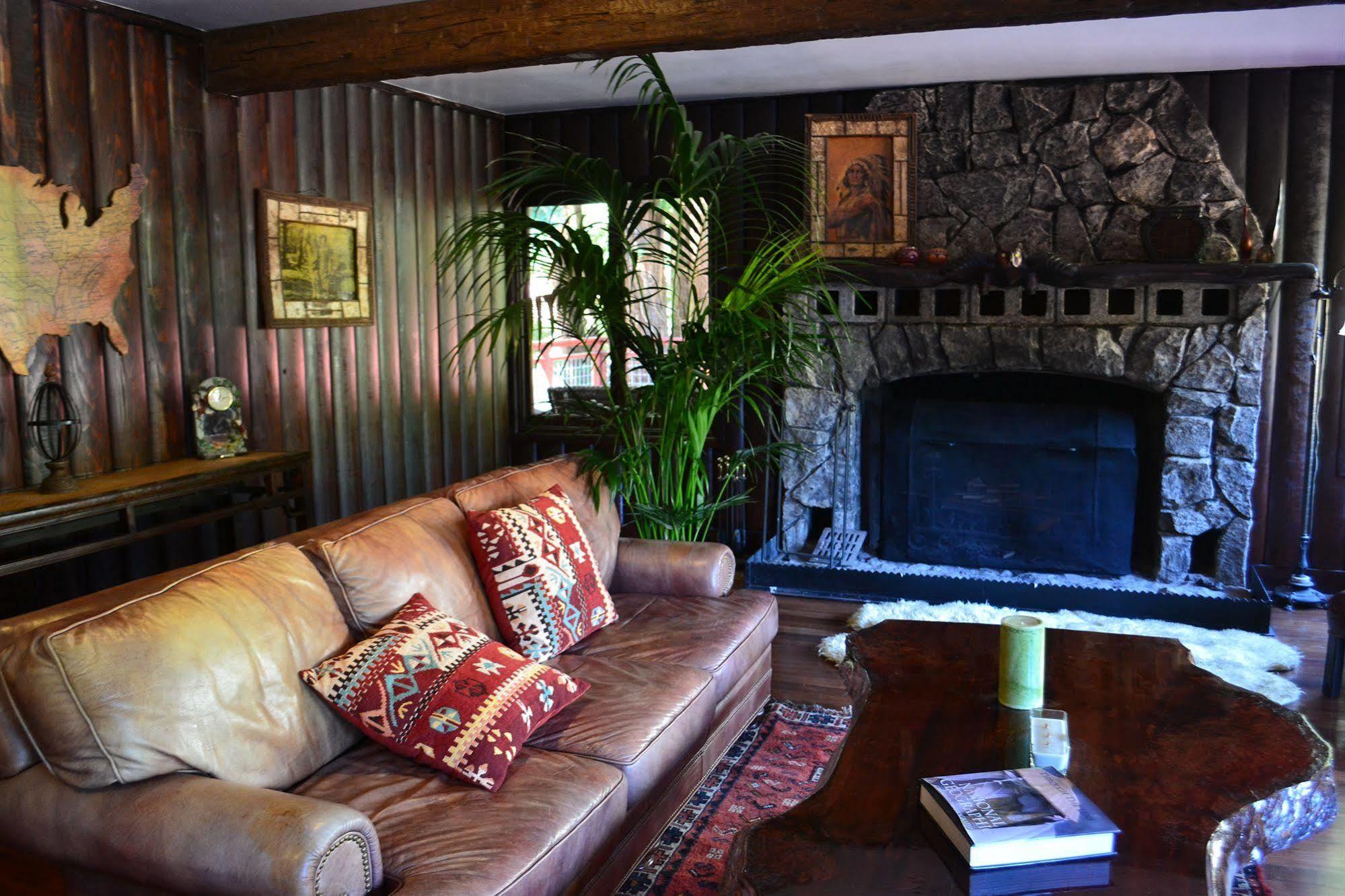 Guerneville Lodge Ngoại thất bức ảnh