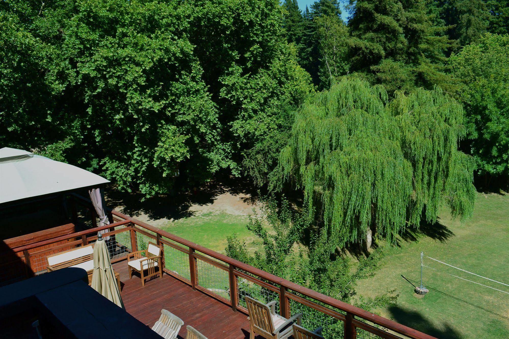 Guerneville Lodge Ngoại thất bức ảnh