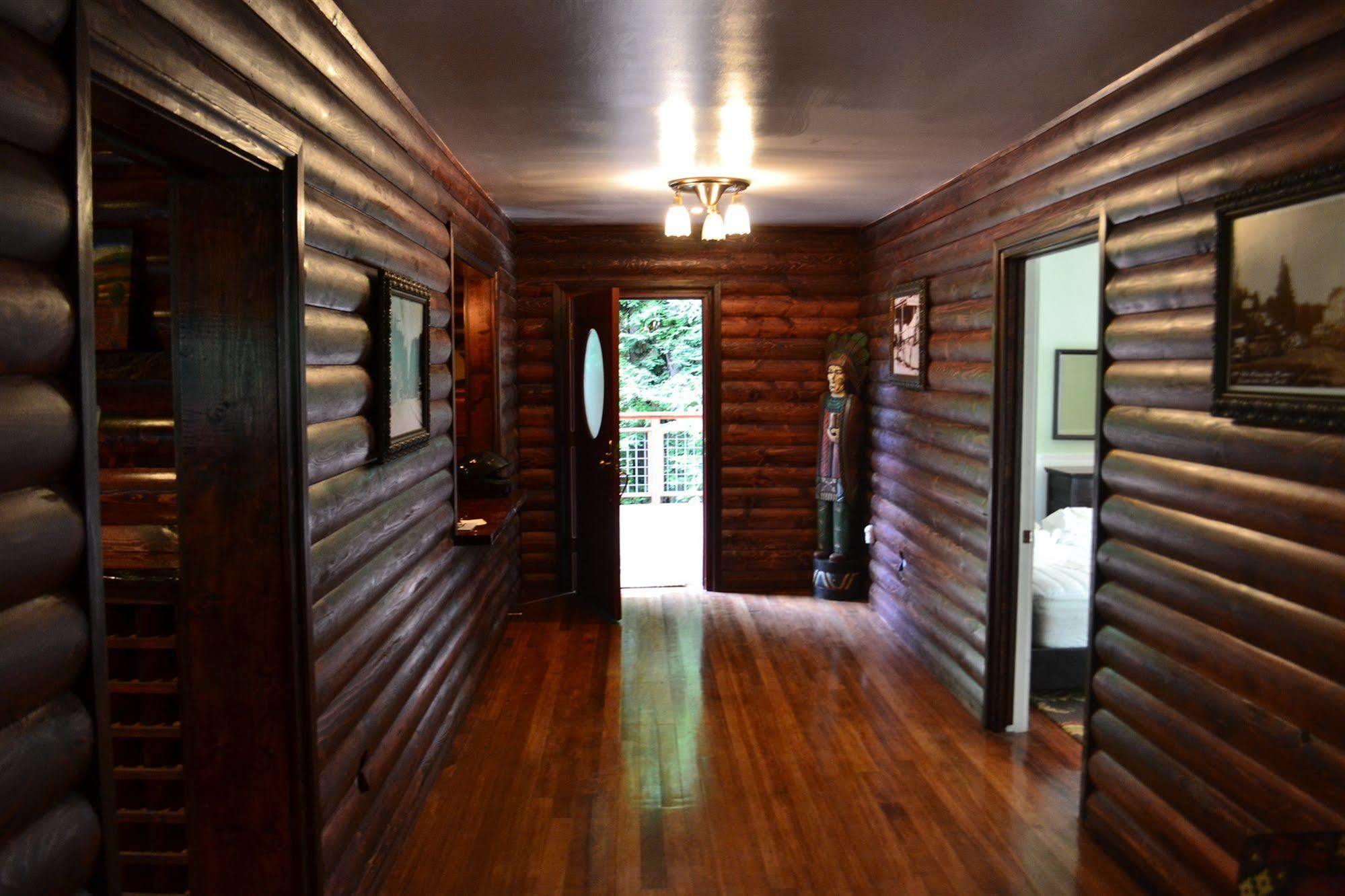 Guerneville Lodge Ngoại thất bức ảnh