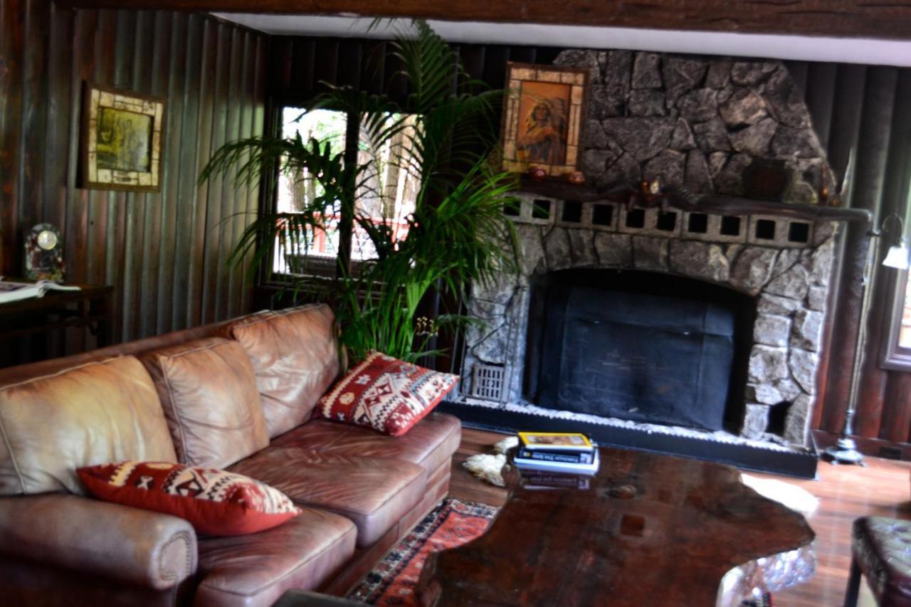 Guerneville Lodge Ngoại thất bức ảnh