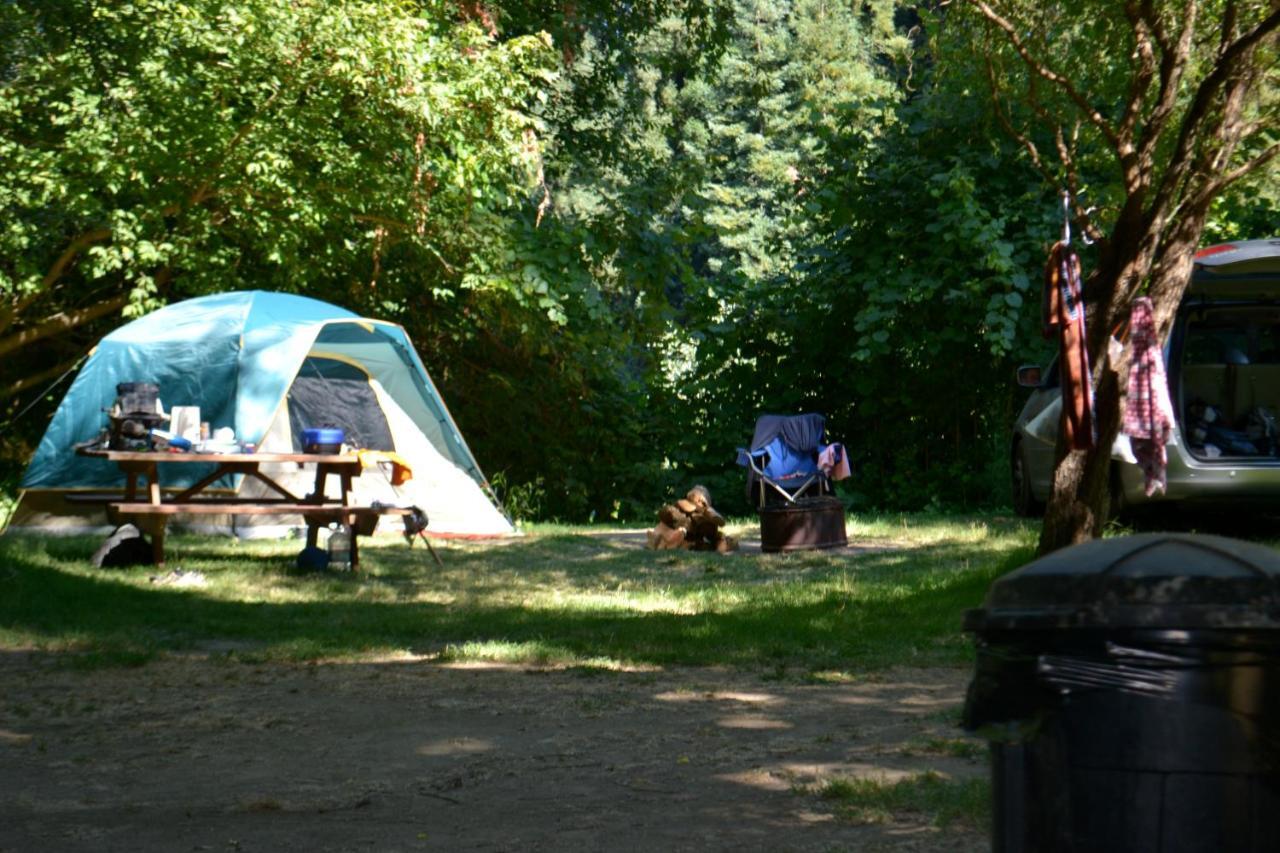 Guerneville Lodge Ngoại thất bức ảnh